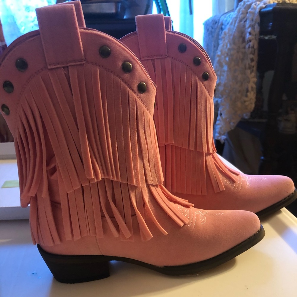 Pink fringe cowboy boots